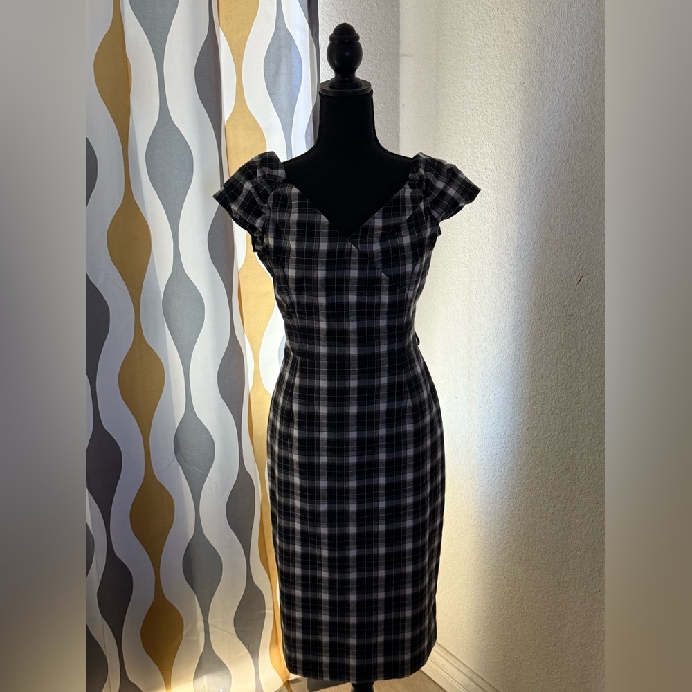 The pretty dress company dress - Picture 3 of 4